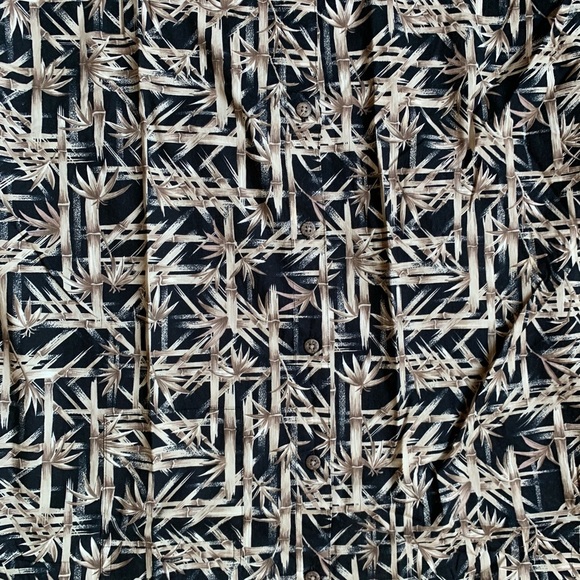 Hawaiian Shirt - Picture 3 of 6